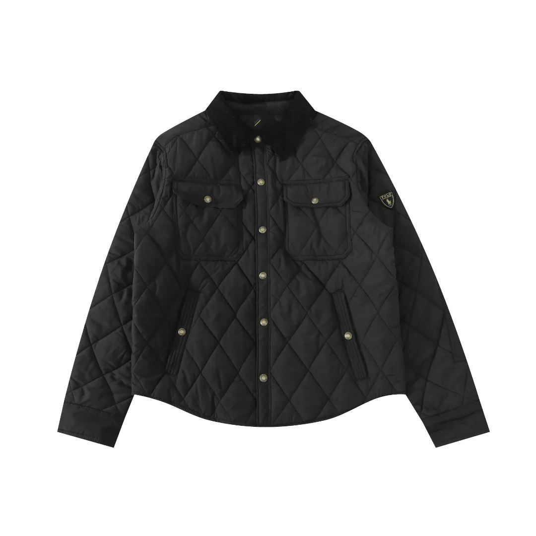 P370 #59 Ralph Lauren classic rhombus quilted cotton jacket for men and women. Inspired by retro workwear, it blends with contemporary British style. The imported machine-pressed rhombus quilting is accurately aligned, and the three-dimensional H-shaped tailoring is neat and slim. It is not bulky when layered in autumn and winter, and still maintains a light style.  Texture is reflected in the details: customized metal buckles, corduroy lapels, breathable eyelets under the arms, and slits on the hem, all replicating the brand's high-end genes. All excipients are standardized!  Five colors to choose from: black/khaki/brown/green/navy blue, easy to switch between commuting, leisure, and travel occasions. Function and appearance coexist: 37.5°C temperature control black technology, breathable and moisture-proof, anti-slip cotton patented fabric, temperature-locking, soft and waxy, durable and stylish. A retro warm-keeping item that can handle low temperatures calmly. The details are all made of craftsmanship, and the style has no limits. It has a classy look that will turn heads.  Color: Khaki Black Navy Green Brown Size: S M L